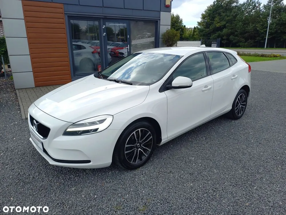 Volvo V40 2017 photo 2