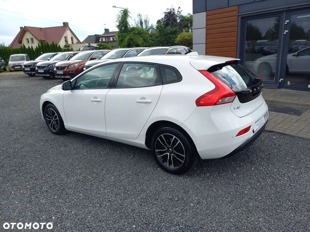 Volvo V40 2017 photo 4