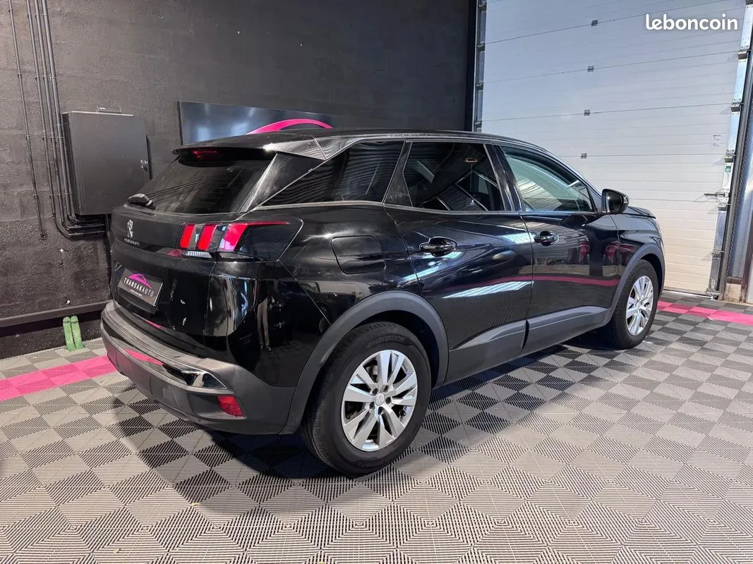 Peugeot 3008 2019 photo 3
