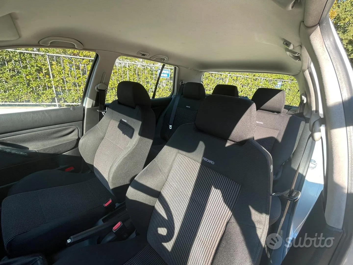 Volkswagen Golf 2000 photo 4