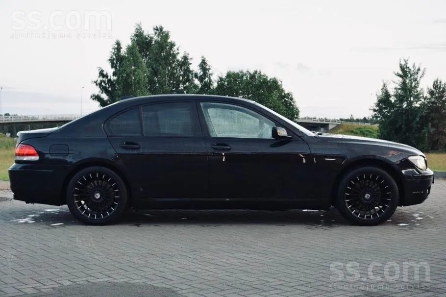 BMW 730 2005 photo 3