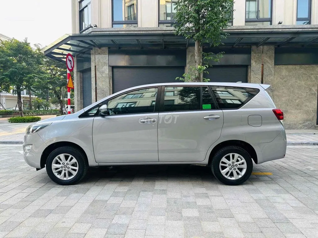 Toyota Innova 2019 photo 5