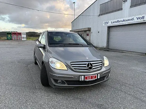 Mercedes-Benz B200 D