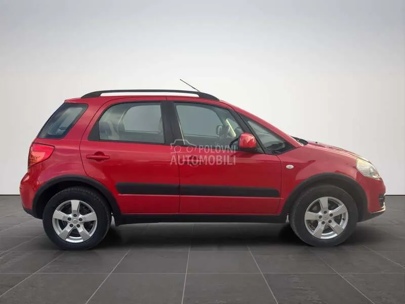 Suzuki Sx4 2013 photo 5