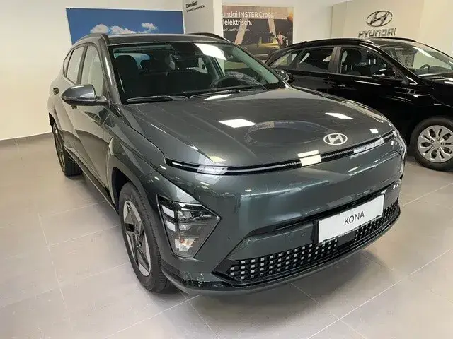 Hyundai Kona photo 3