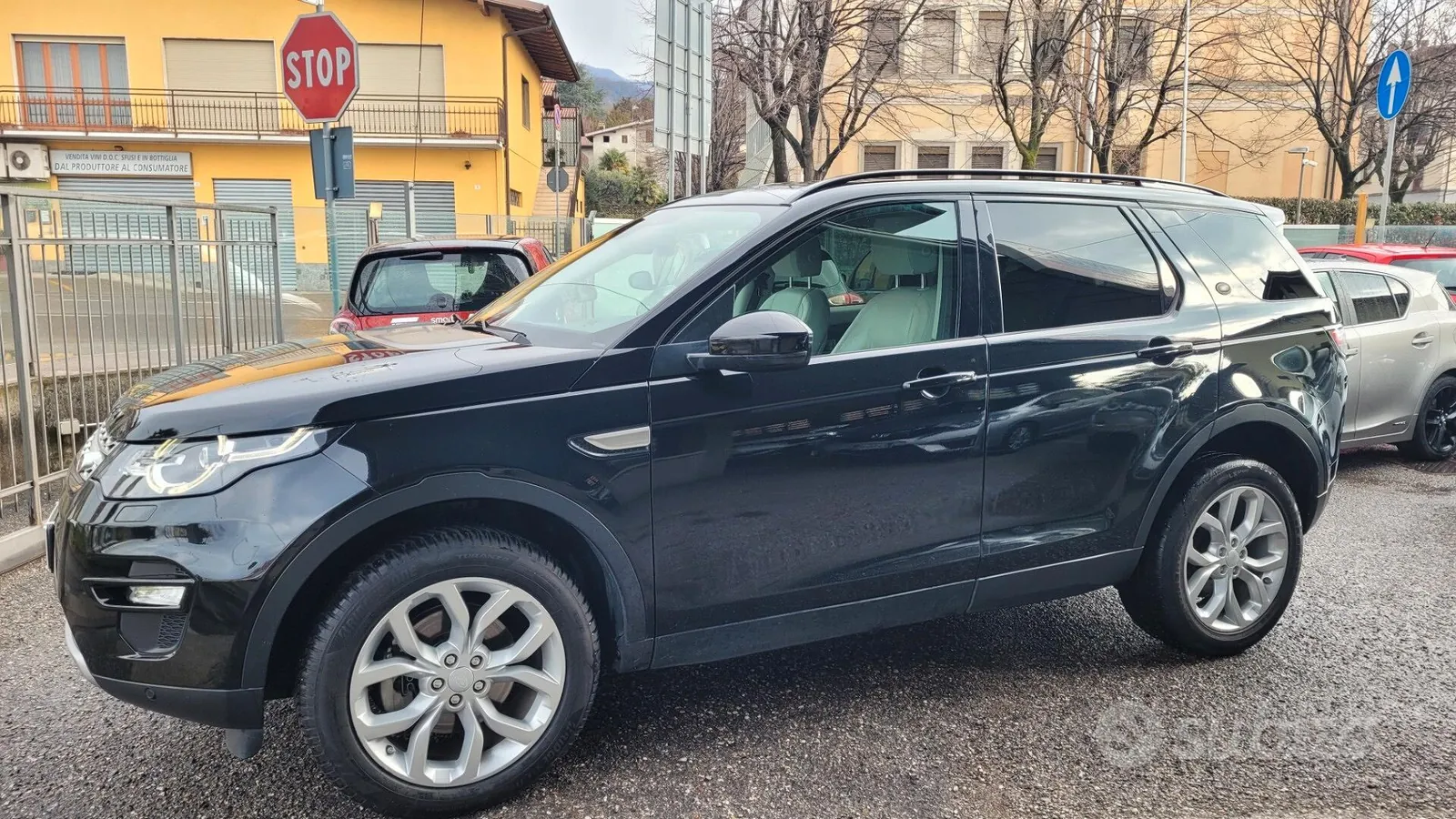 Land Rover Discovery Sport 2018 photo 2