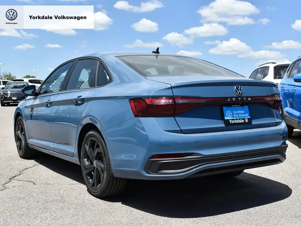 Volkswagen Jetta 2026 photo 4