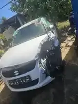 Suzuki Swift 2012 photo 2