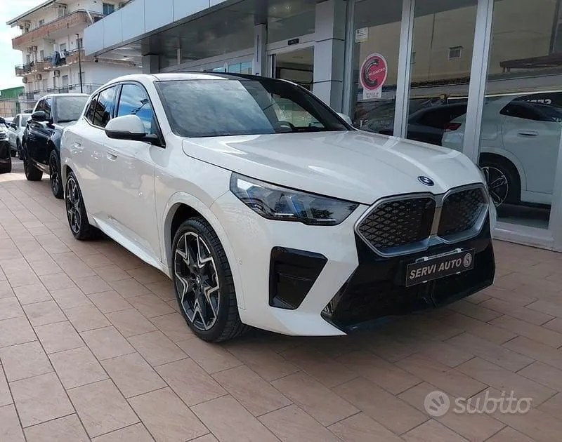 BMW Ix2