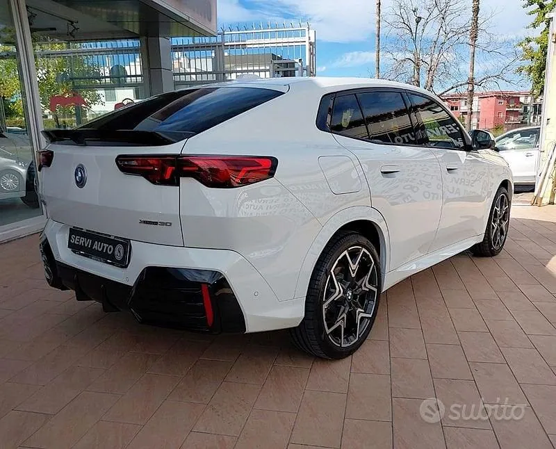 BMW Ix2 2025 photo 5