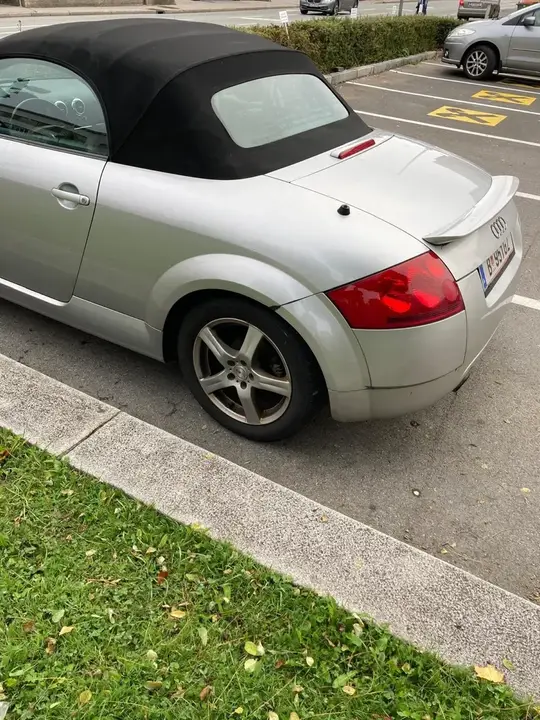 Audi Tt 2000 photo 2
