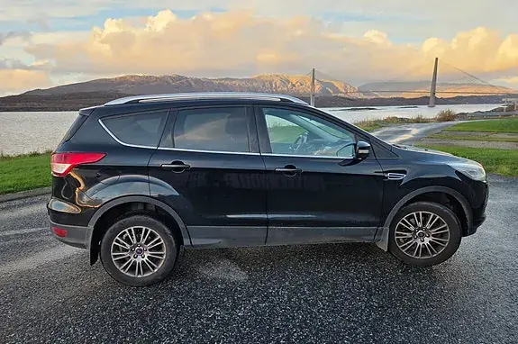 Ford Kuga 2013 photo 2