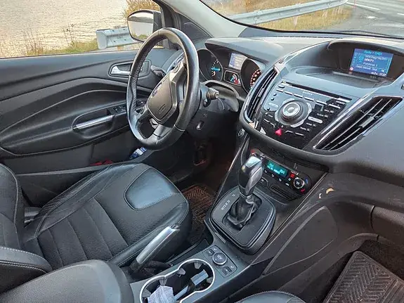 Ford Kuga 2013 photo 4