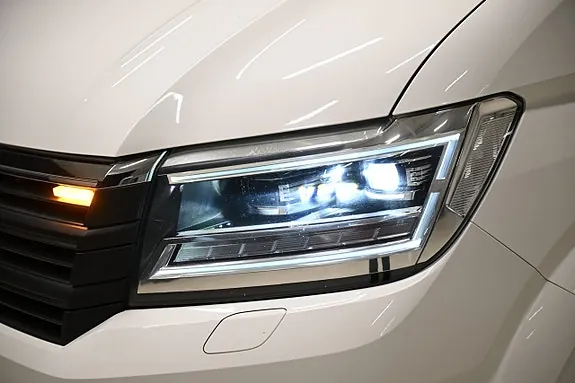 Volkswagen Crafter 2021 photo 2
