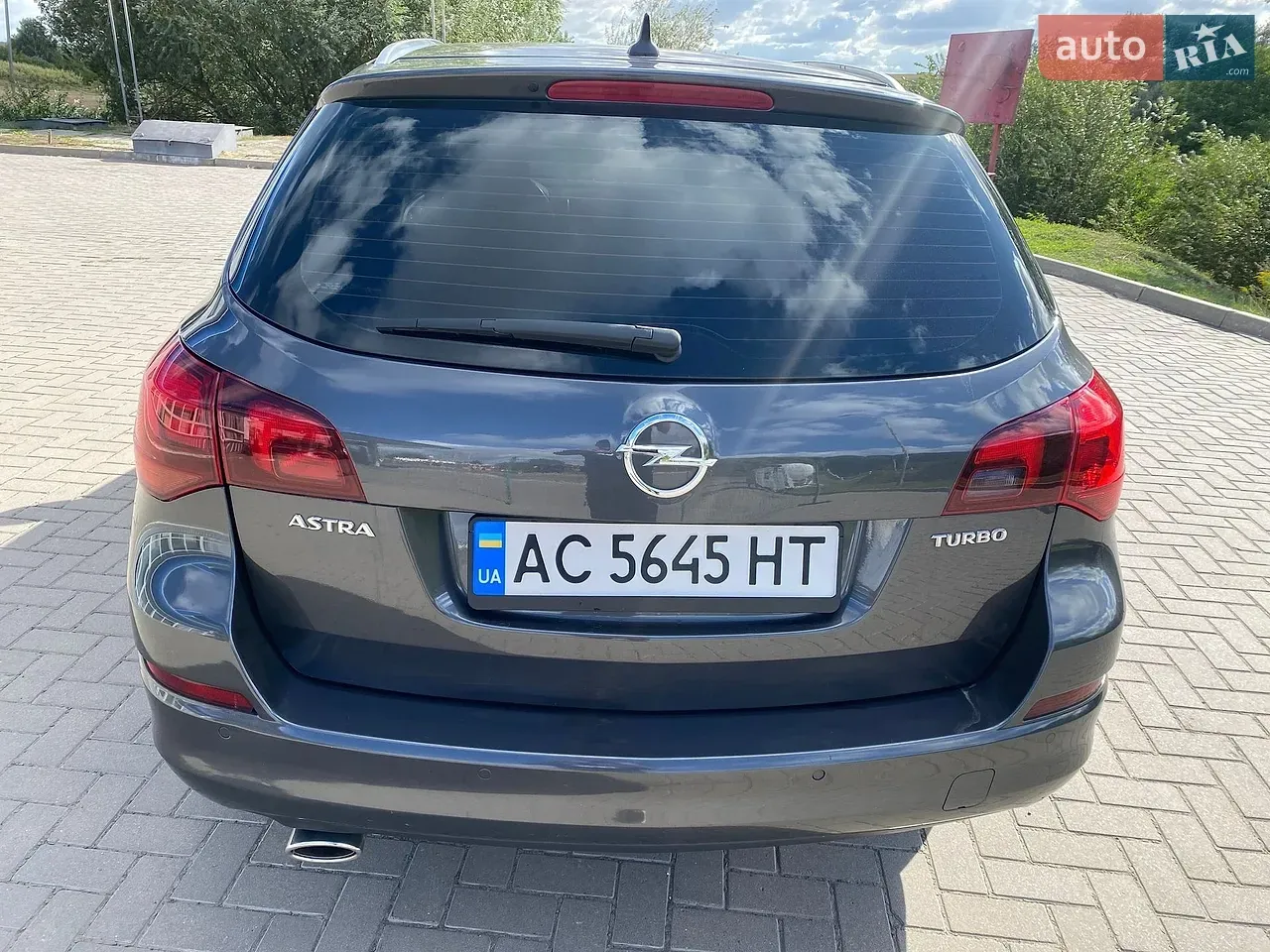 Opel Astra 2011 photo 5