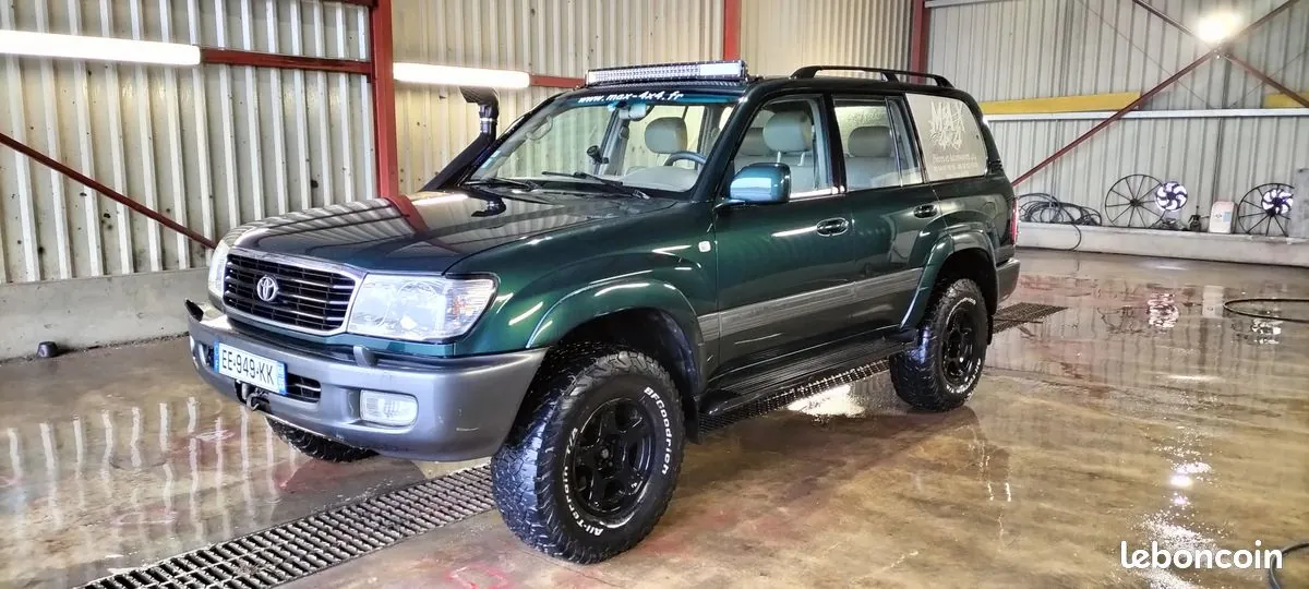 Toyota Land Cruiser 1998 photo 2