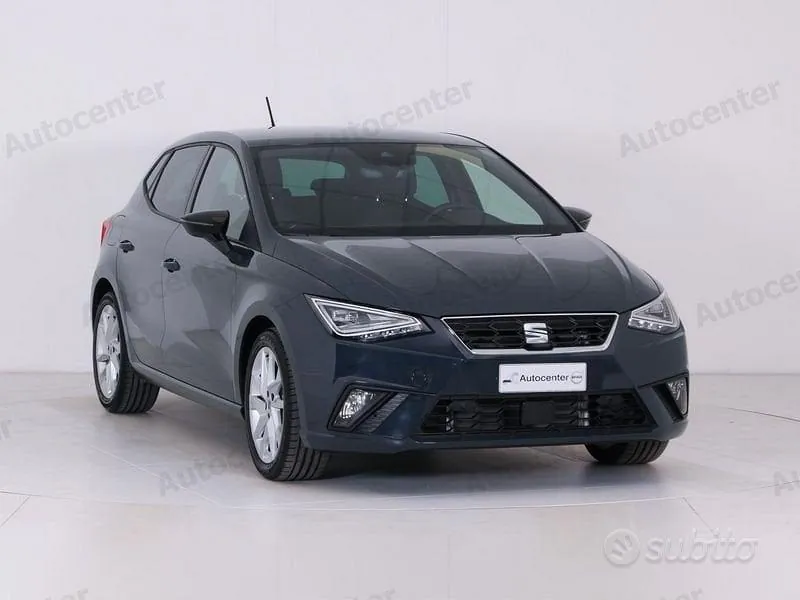 Seat Ibiza 2025 photo 2