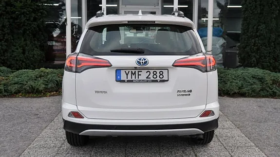 Toyota Rav4 2017 photo 5