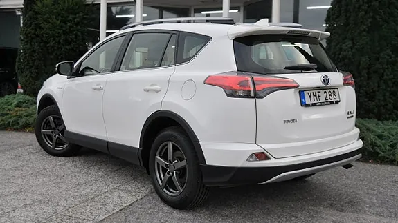 Toyota Rav4 2017 photo 4