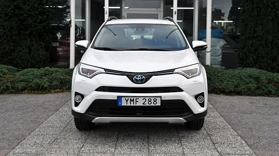 Toyota Rav4 2017 photo 2