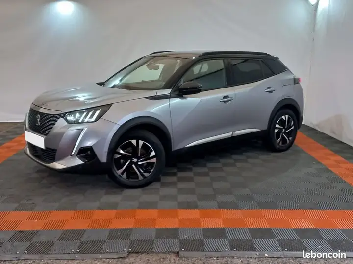 Peugeot E-2008