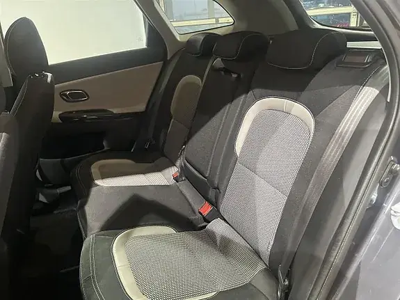Kia Ceed 2018 photo 4