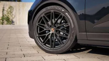 Porsche Macan 2025 photo 3