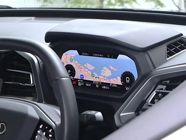 Audi Q4 E-Tron 2023 photo 3