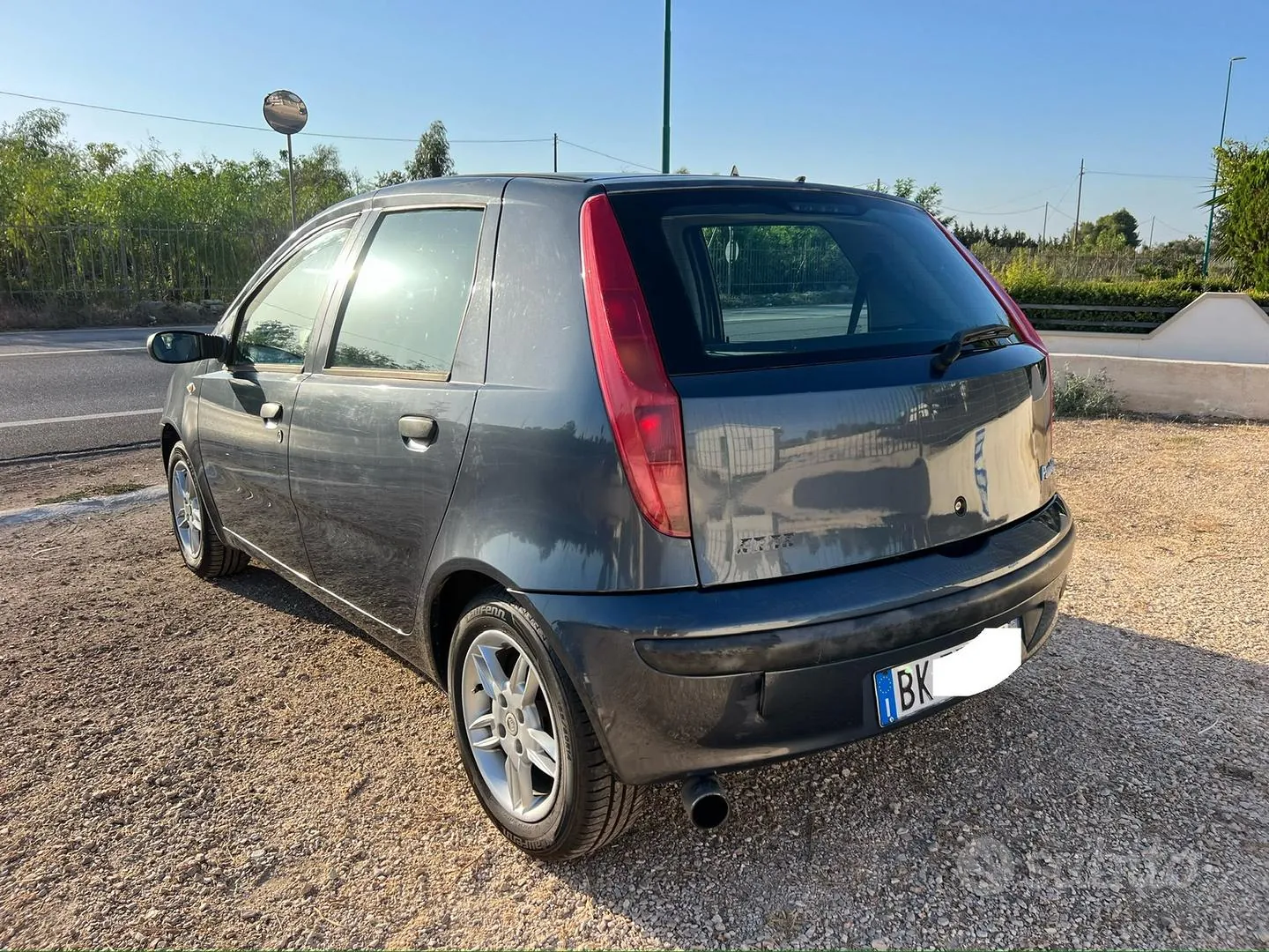 Fiat Punto 2003 photo 2