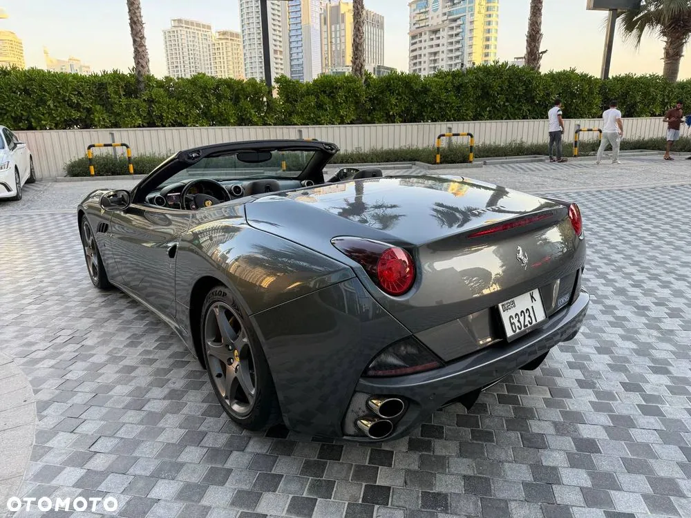 Ferrari California 2010 photo 3