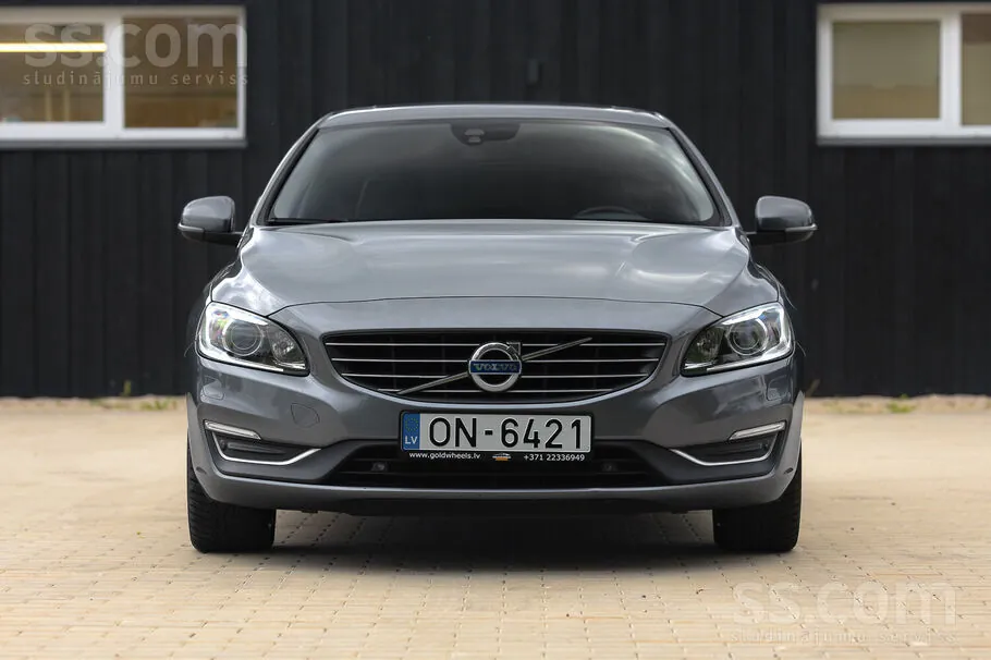 Volvo V60 2015 photo 3