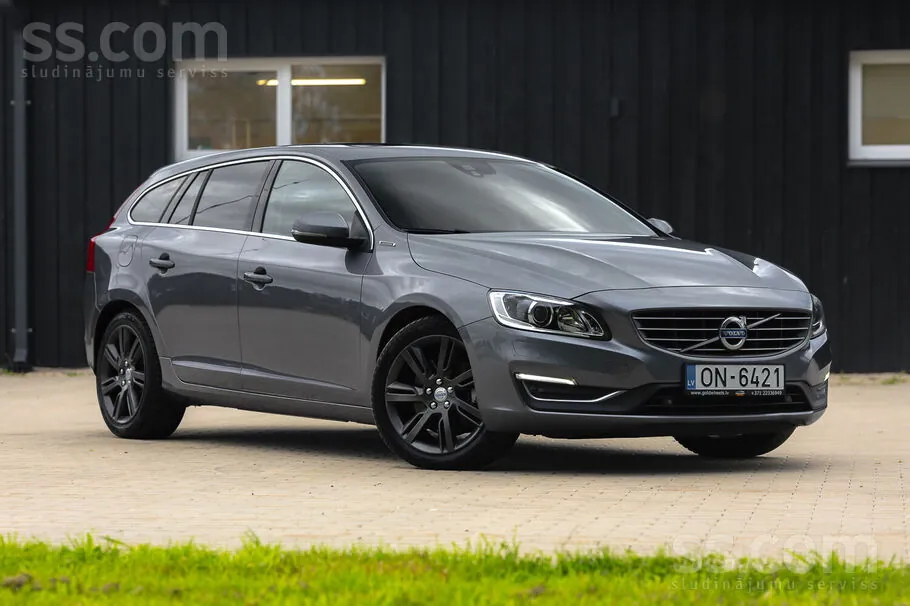 Volvo V60 2015 photo 2