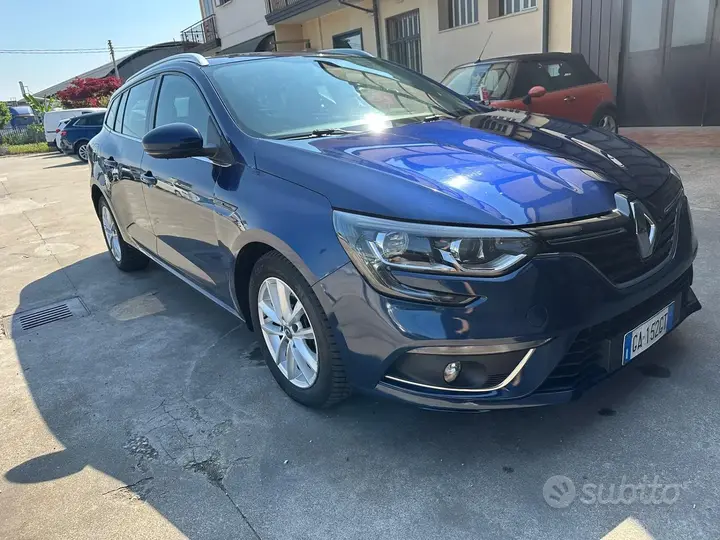 Renault Megane 2020 photo 2