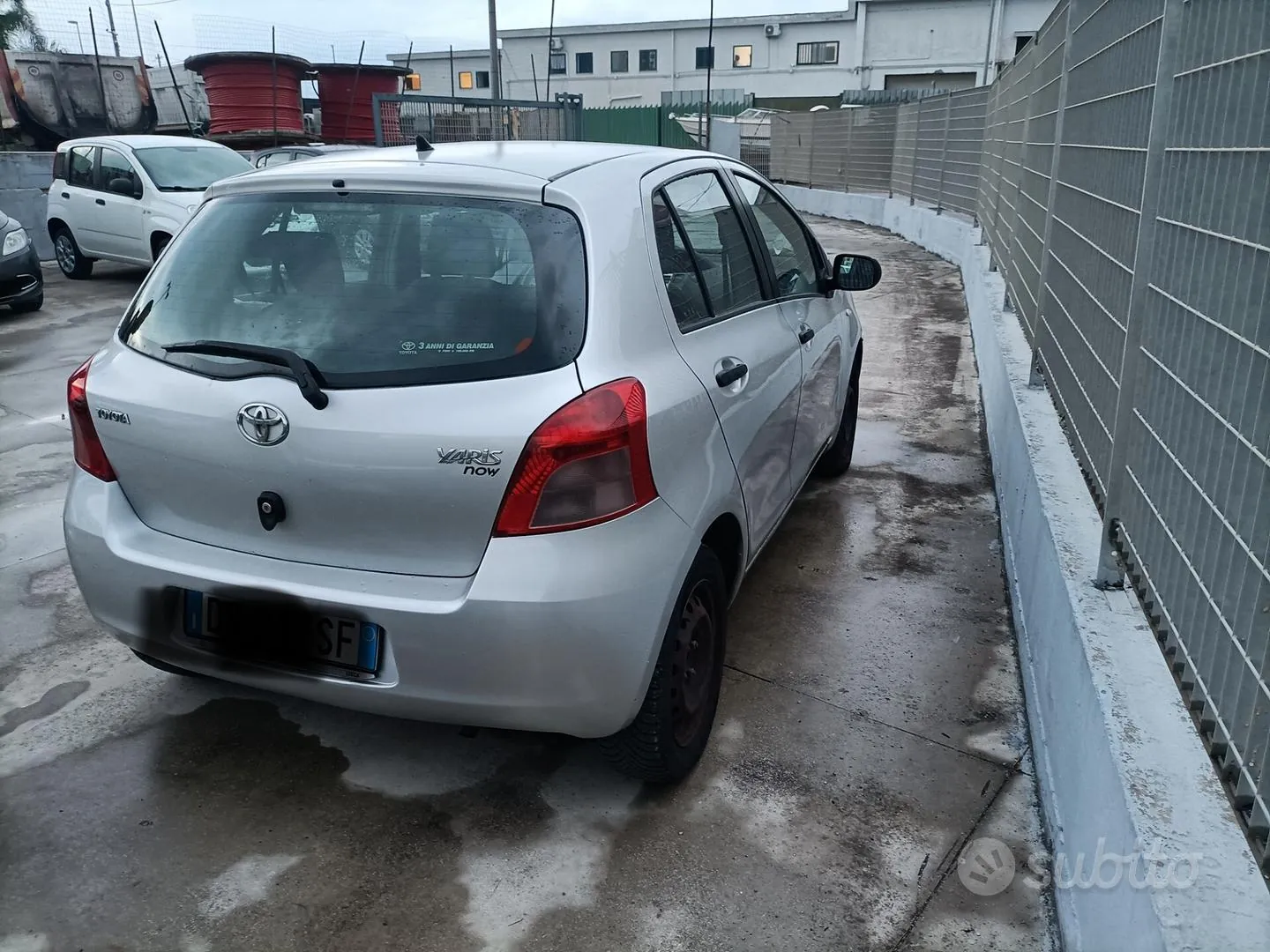 Toyota Yaris 2009 photo 3