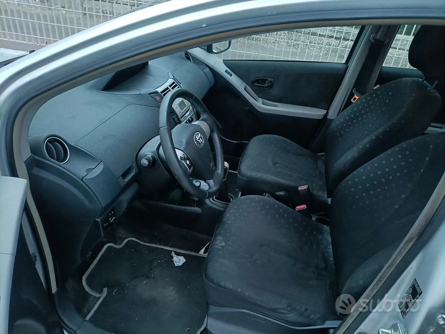 Toyota Yaris 2009 photo 5