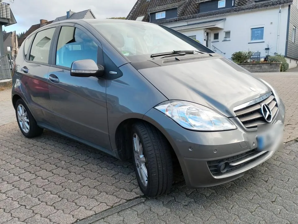 Mercedes-Benz A