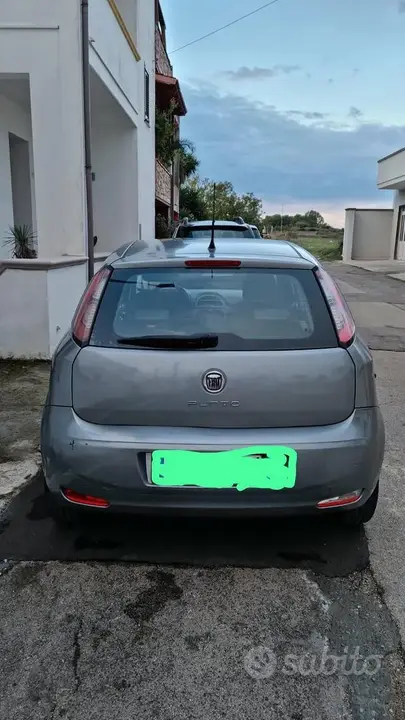 Fiat Grande Punto 2012 photo 4