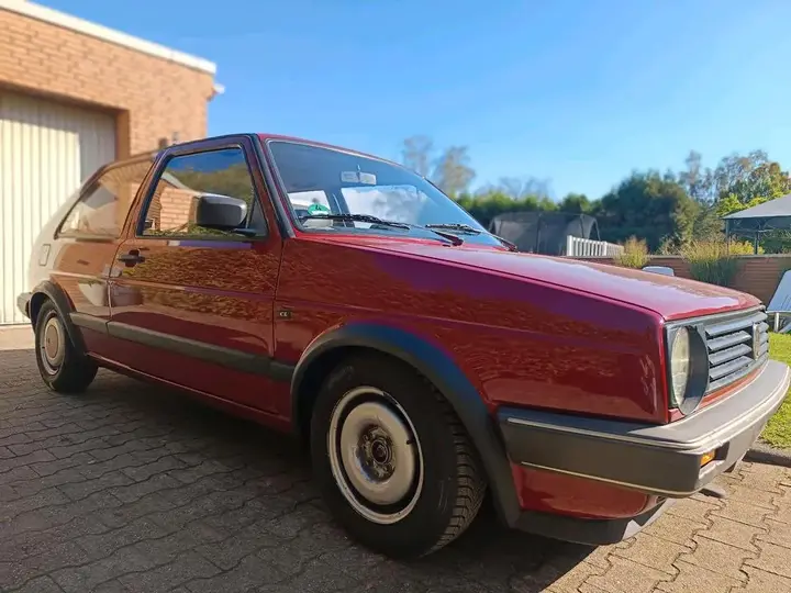 Volkswagen Golf 2