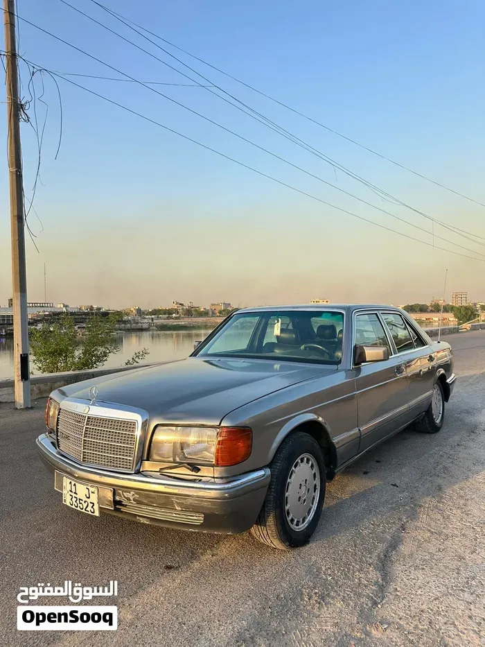 Mercedes-Benz 300