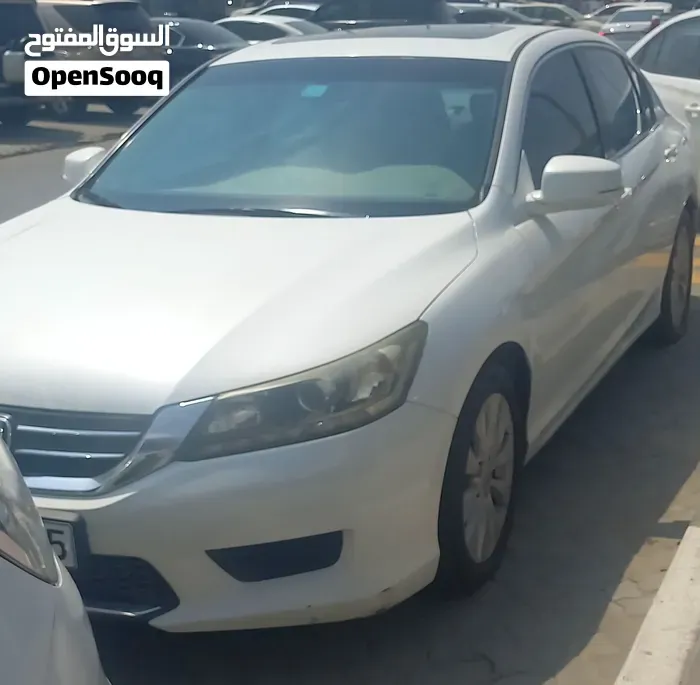 Honda Accord 2014 photo 2