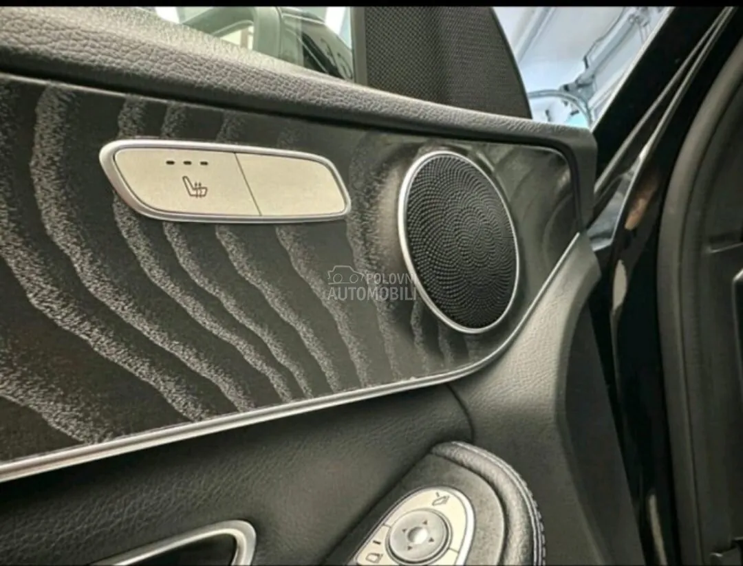 Mercedes-Benz C 200 2018 photo 4