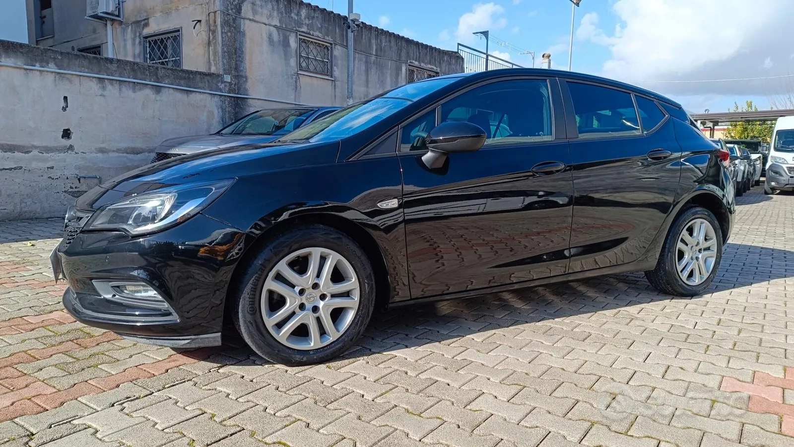 Opel Astra 2019 photo 3