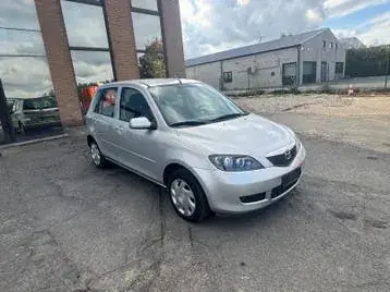 Mazda 2 2006 photo 2