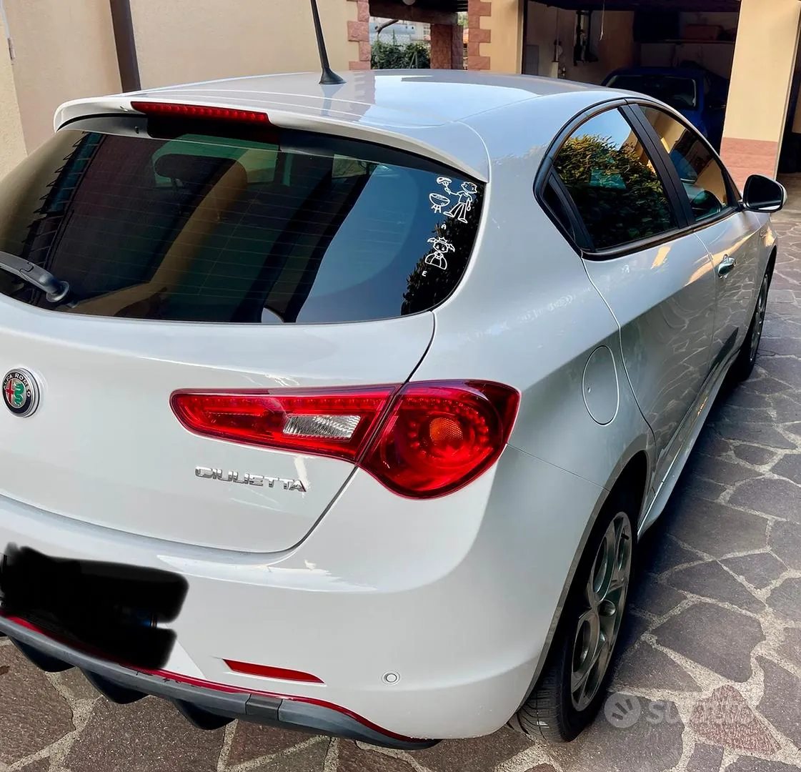 Alfa Romeo Giulietta 2018 photo 4