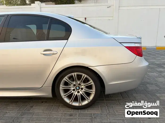 BMW 5 Series 2009 photo 3