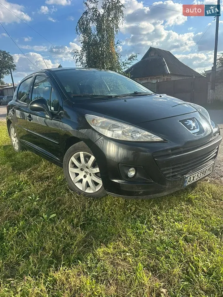 Peugeot 207 2007 photo 3