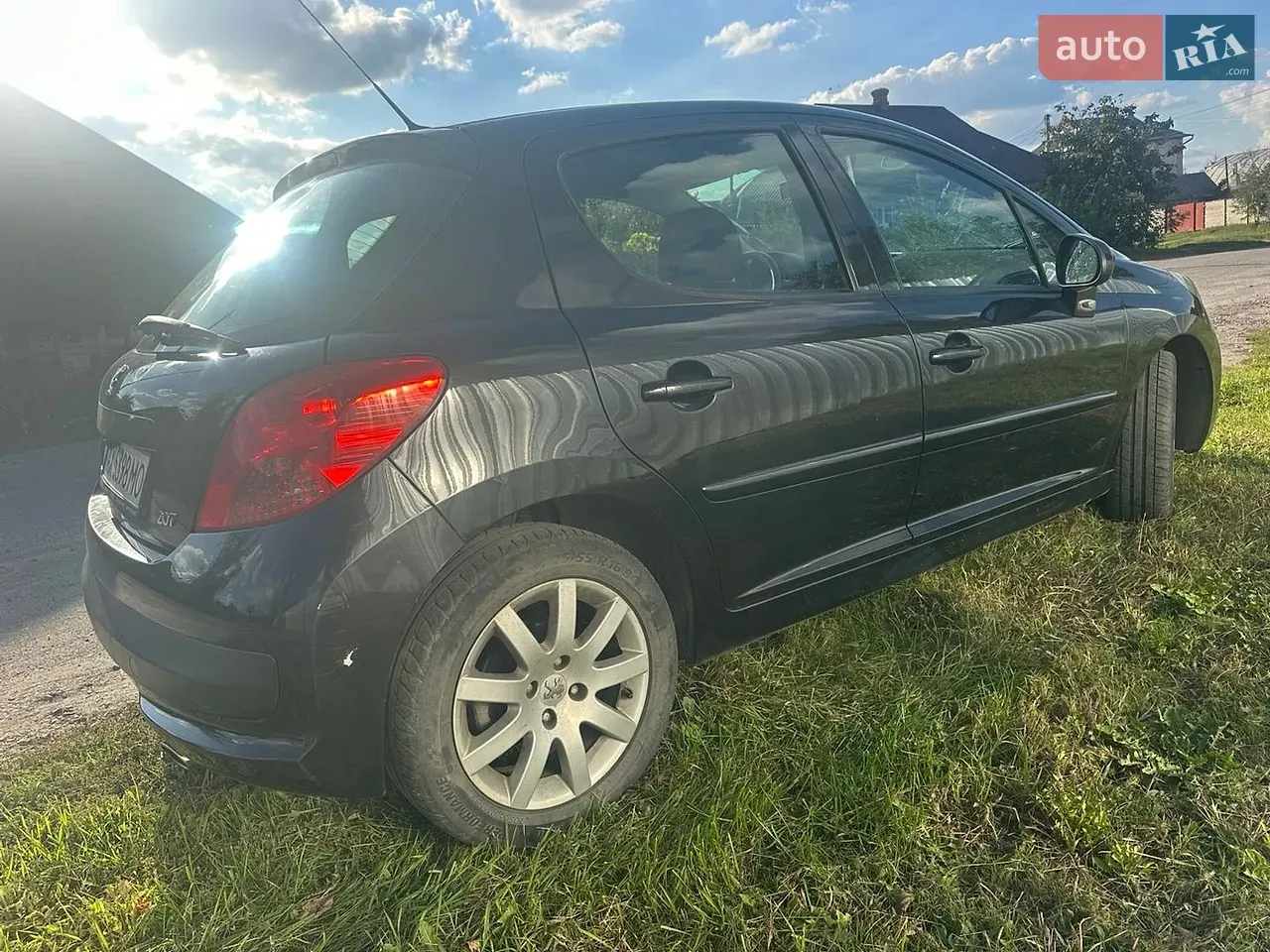 Peugeot 207 2007 photo 4