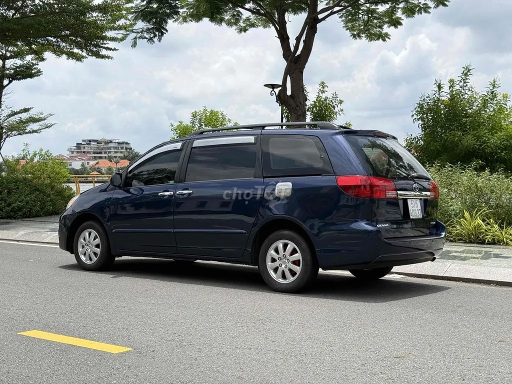 Toyota Sienna 2003 photo 5