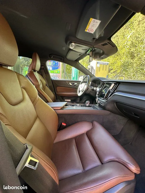 Volvo V60 2021 photo 3