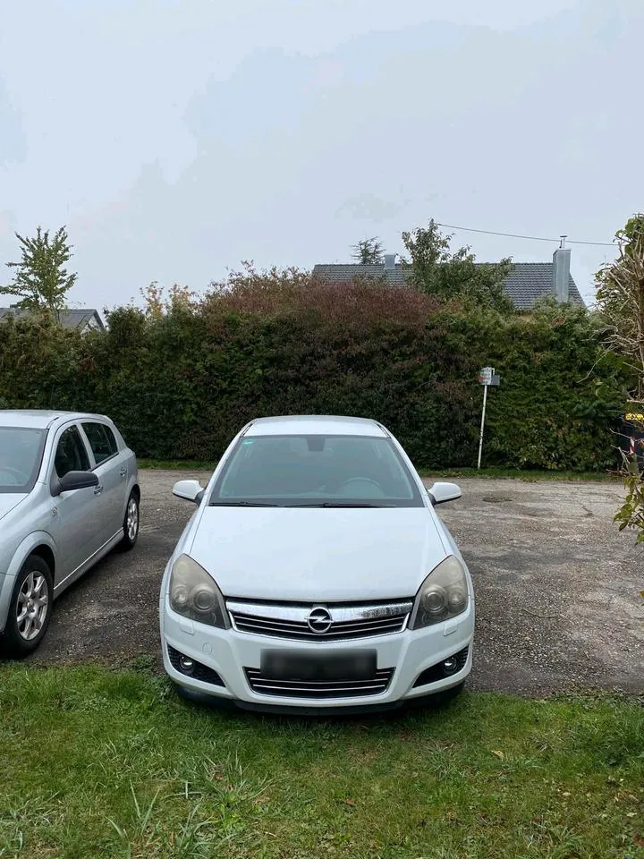 Opel Astra H